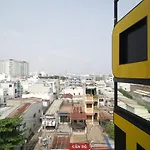 RedDoorz Phan Anh Street